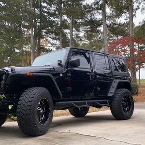 Meet your Posher, Charles